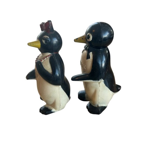 Vintage Millie & Willie Penguin MCM Kitschy Plastic Salt & Pepper Shakers - Picture 6 of 7